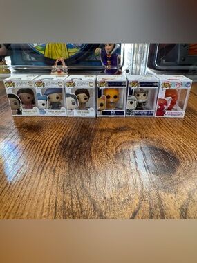 LOT Random Funko Pop Itty Bitty